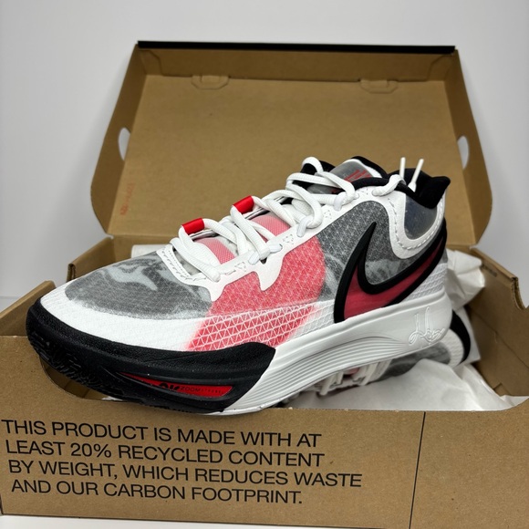 Kyrie 8 White University Red - Picture 2 of 8